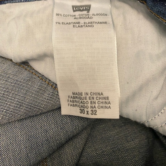 Levi’s Demi Curve Classic Rise Slim Women’s Jean - Picture 8 of 11